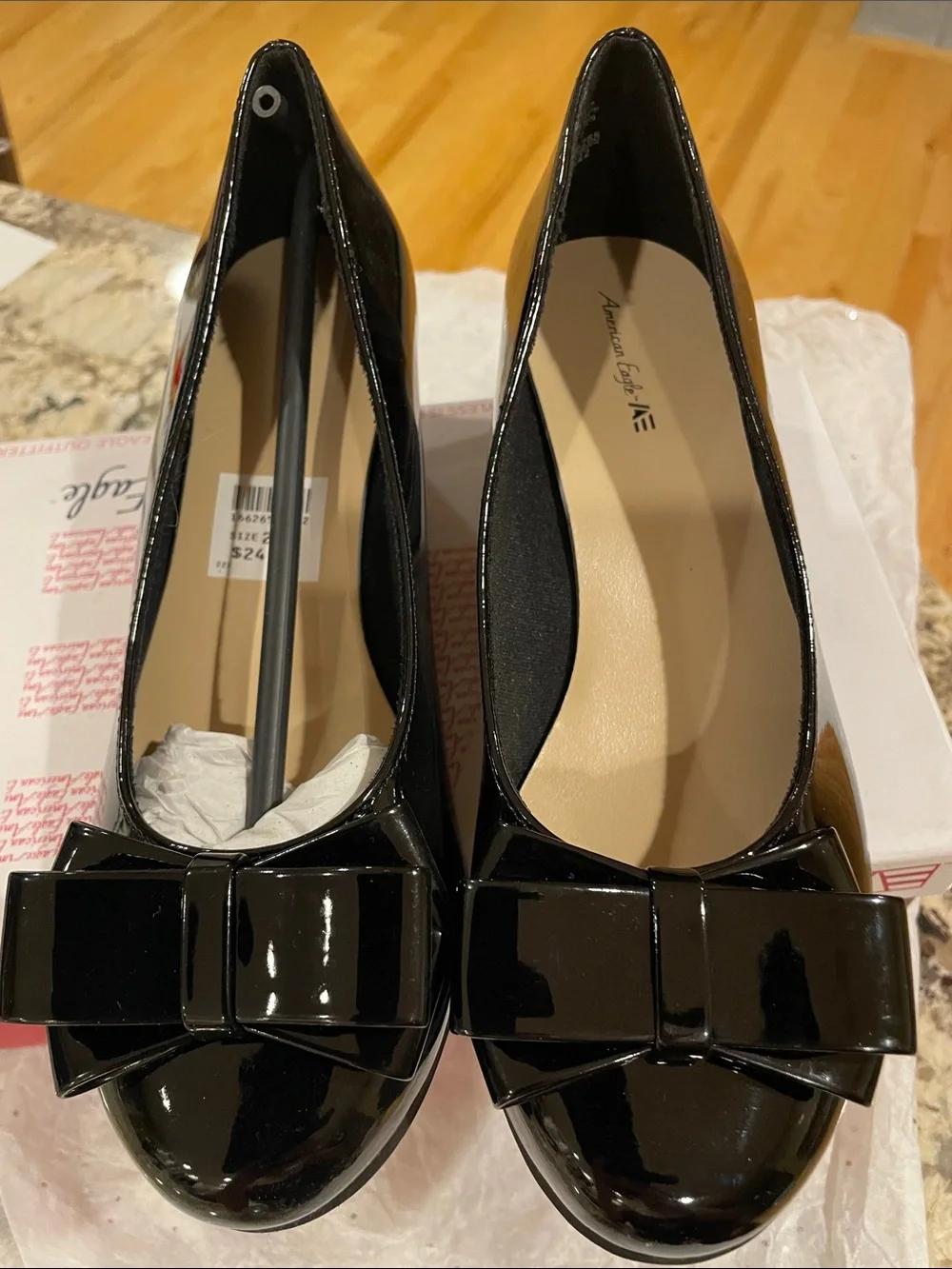 American Eagle Outfitters shiny black